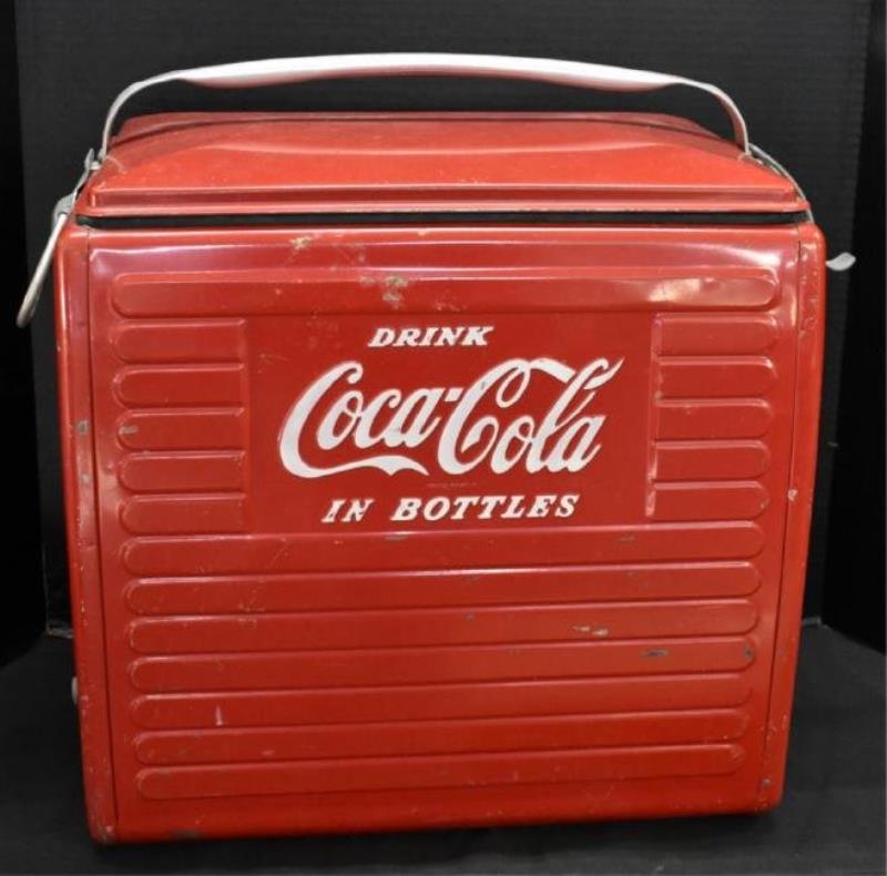 VINTAGE COCA-COLA PICNIC COOLER