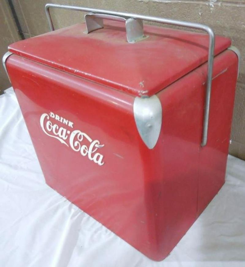 Coca Cola Ice Chest 17 x 12 x 17 some paint chips