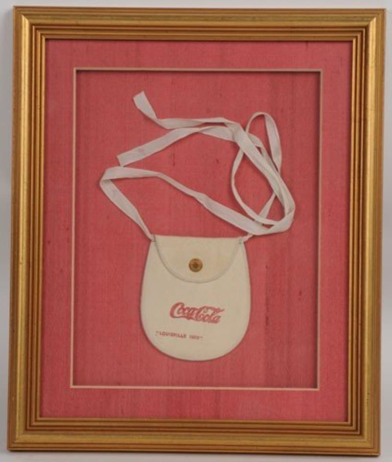 BEAUTIFUL COCA-COLA CHANGE PURSE