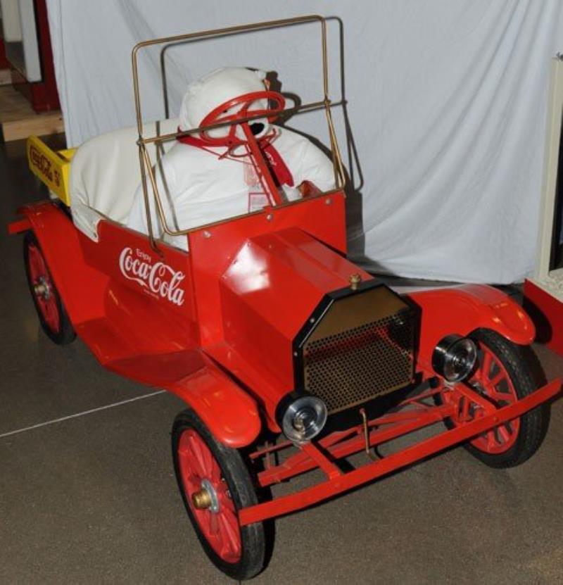 CHILD'S COCA-COLA GAS POWERED MODEL T