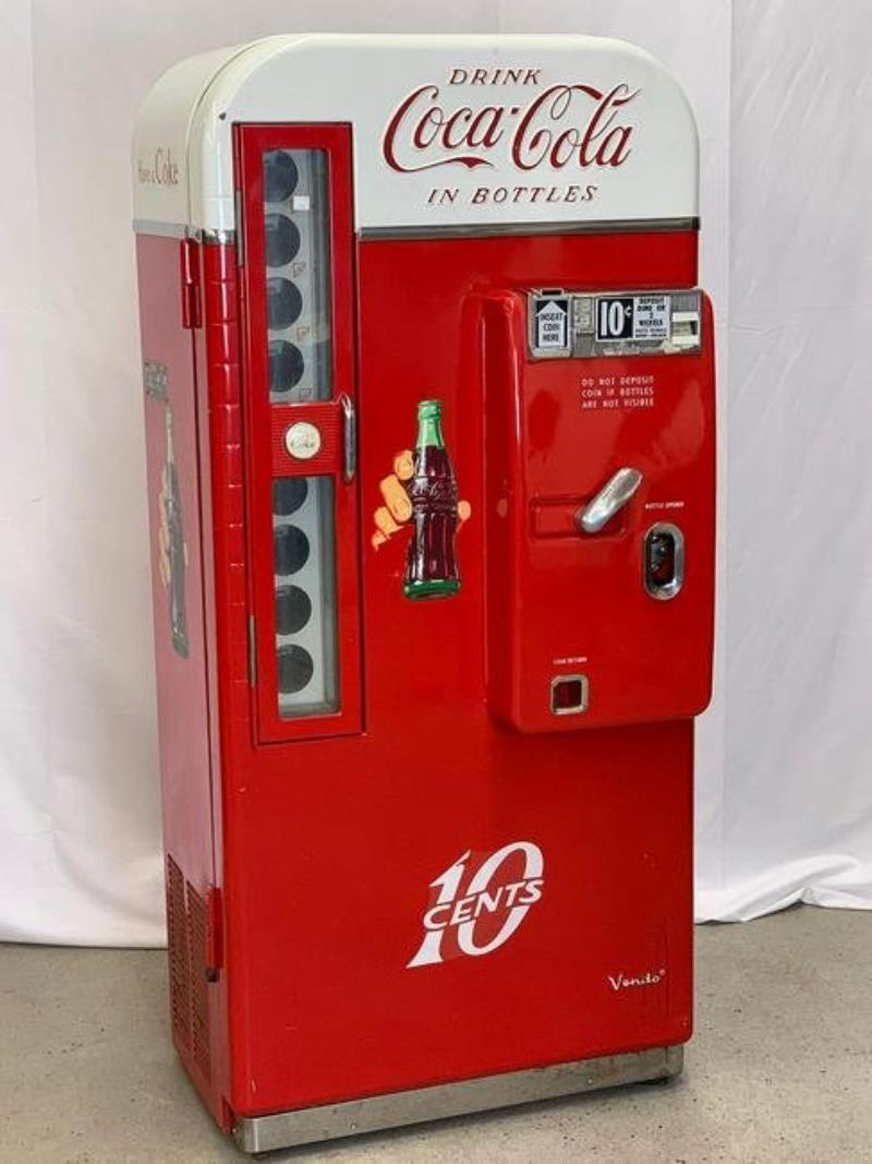 Vendo H-81 Coca-Cola Vending Machine