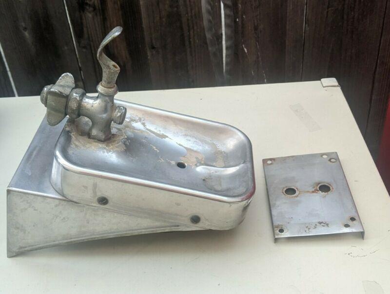 VMC Vendo 33 27 81 Cavalier Drinking Fountain Coca Cola Pepsi 7up Machine