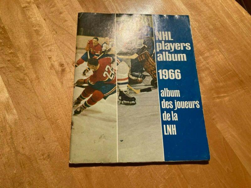 1965-66 Coca Cola Hockey Complete Set in Album 108 CARDS EX/NM