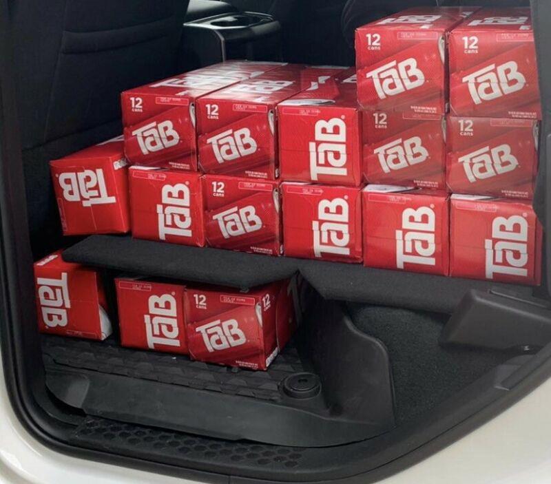 TaB Soda 6 boxes 12 pack cans Cola Soda Pop , New Collectible Discontinued