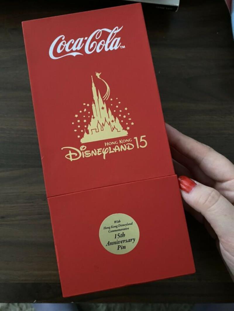 HKDL Hong Kong Disney 2021 15th Anniversary Coca Cola Bottle With Pin - LE 3000