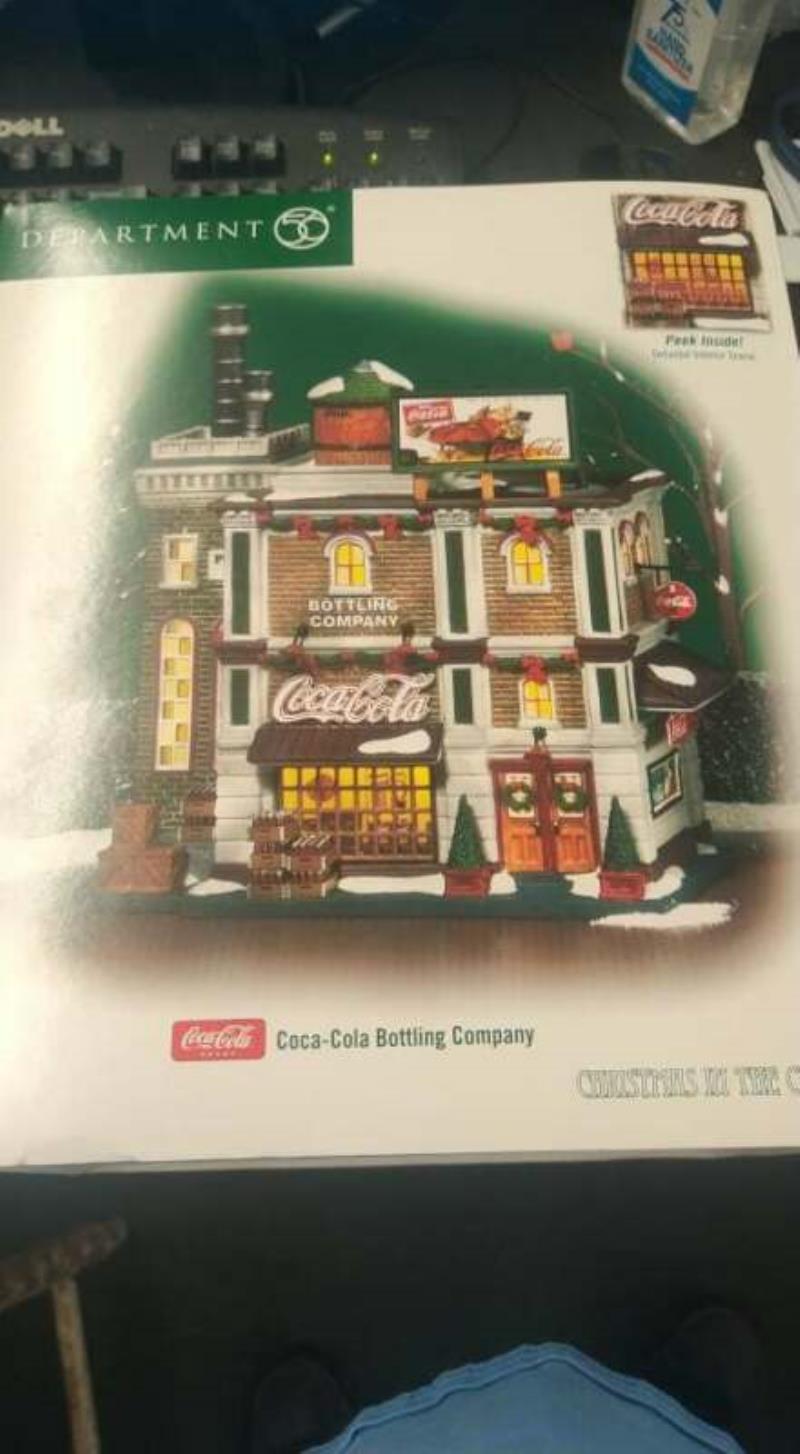 DEPT 56 Christmas in the City 59258 "COCA COLA BOTTLING CO" RARE - READ