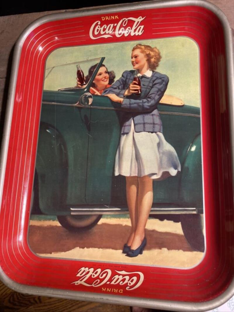 Coca-Cola 1942 roadster girls metal serving tray Great Condition Coshocton Ohio