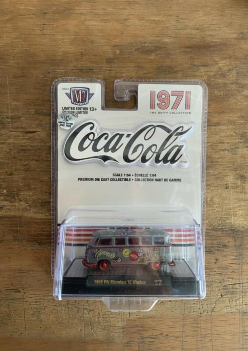 M2 Machines 1971 Coca Cola 1958 VW Microbus 15 Window RAW Chase New Free Ship