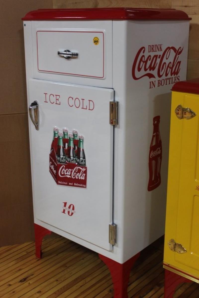 1930's coca cola themed fridge