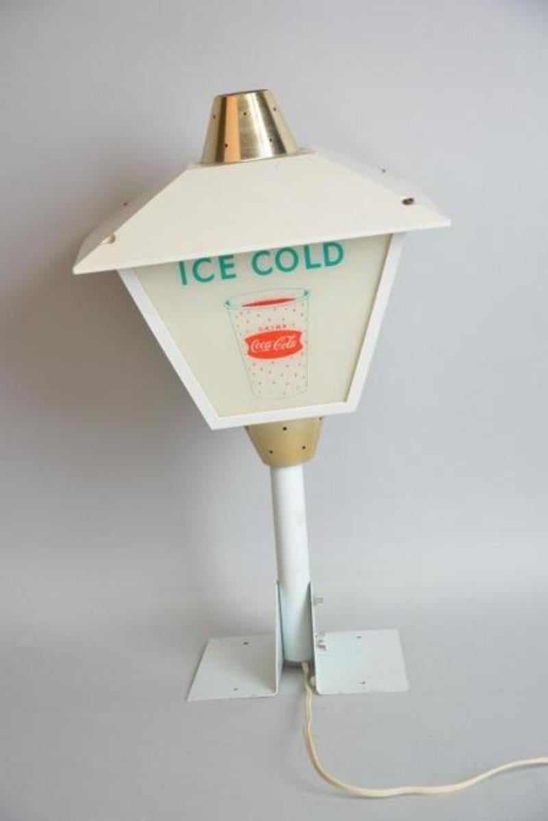 Coca-Cola Light w/cup, candy and popcorn
