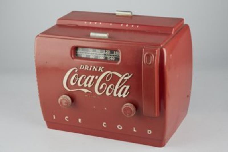 Vintage Coca Cola “Cooler Radio” Table Top Model 5A410A