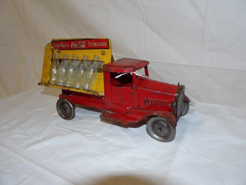 Great Coca-Cola Metalcraft Bottling truck