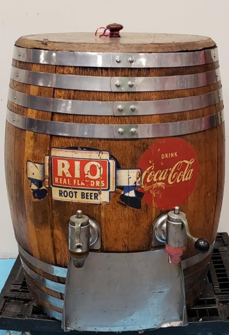 Drink Coca Cola / R I O Root Beer Barrel