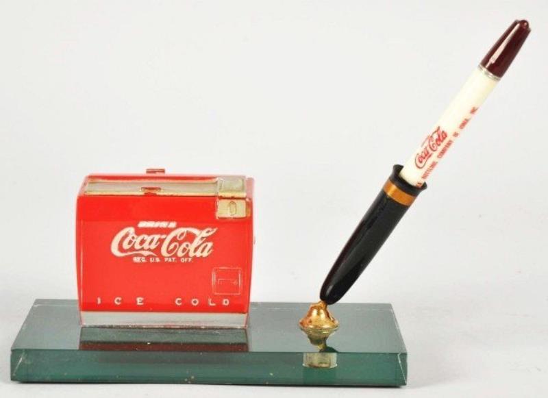 Coca-Cola Music Box Desk Set.