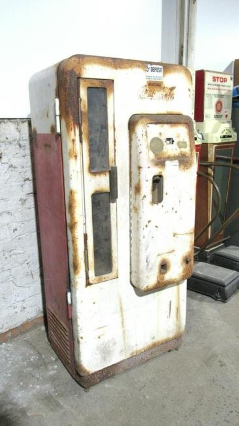 1950s Cavalier 72 Coca Cola Vending Machine